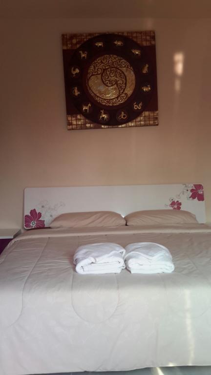 Donchai House Guest House& Cafe Chiang Mai Exterior foto